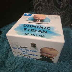 Cufăr de botez personalizat – eleganță și amintiri de neuitat